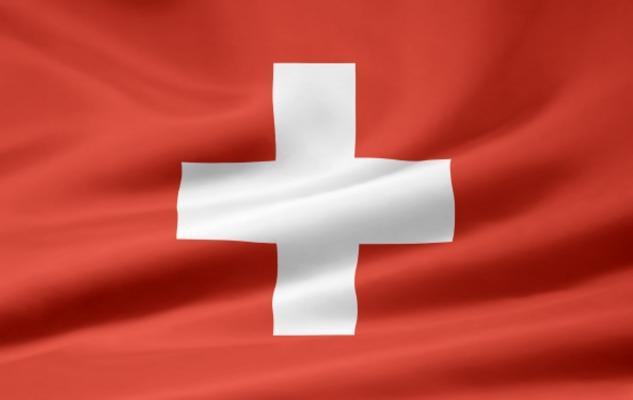Schweizer Flagge van Juergen Priewe