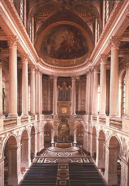 Interior view of the chapel van Jules Hardouin Mansart
