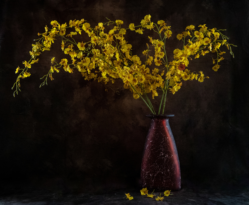 Yellow flowers van LM Meng
