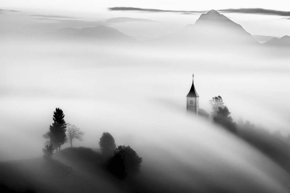 In the clouds van Lubos Balazovic