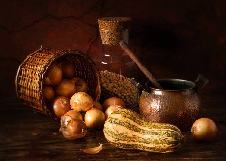 Onions and pumpkin van Luiz Laercio