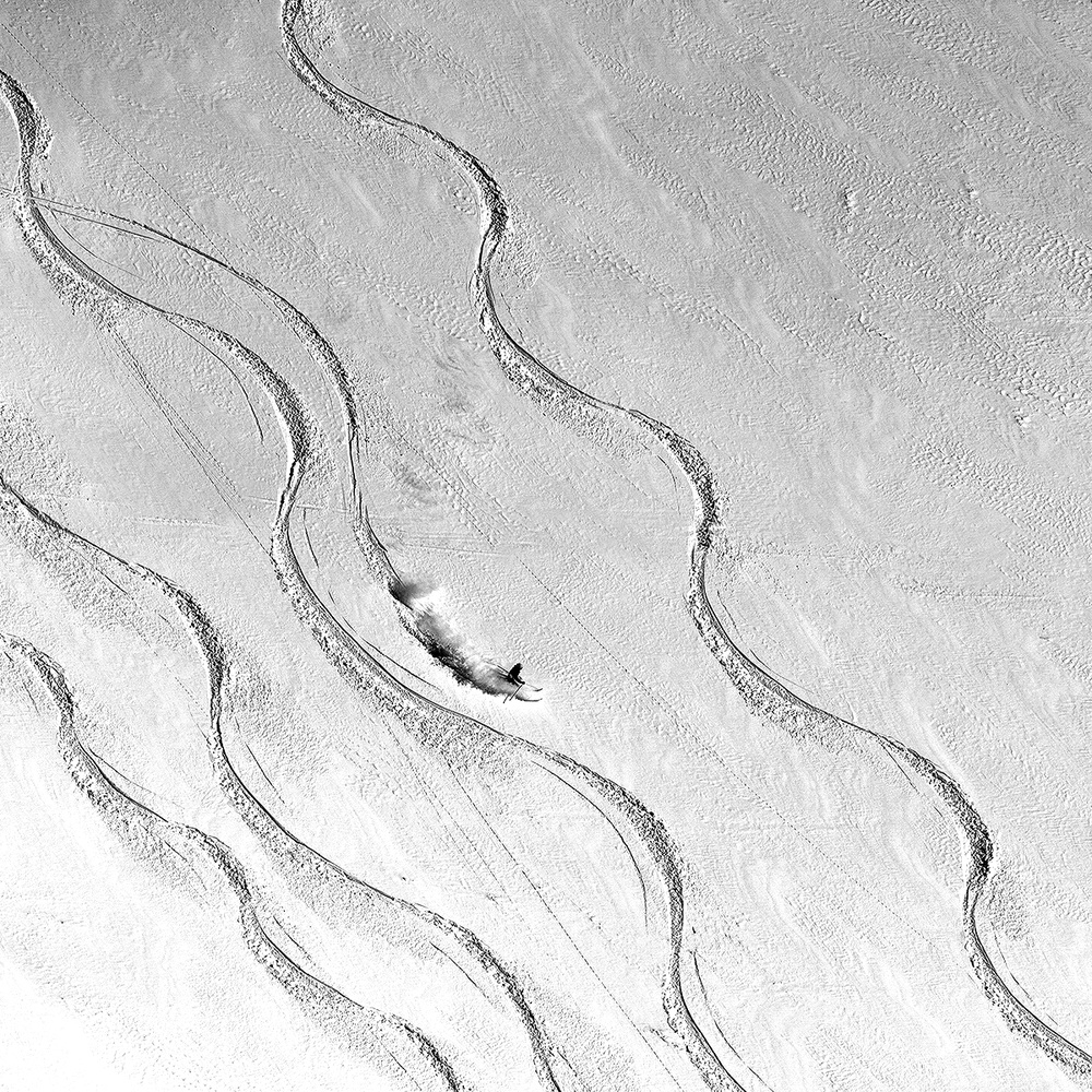 Skigraphic van Marcel Rebro