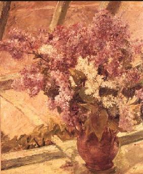 Vase of Lilac