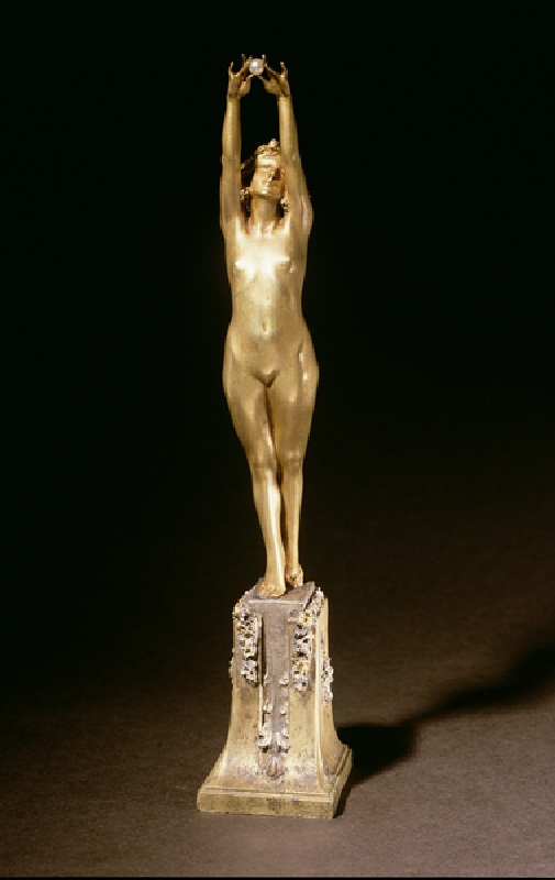 The Pearl (bronze) van Maximilian Lenz