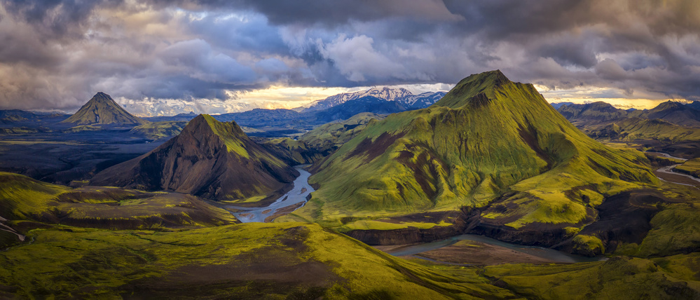 Icelandic Highlands van Michael Zheng
