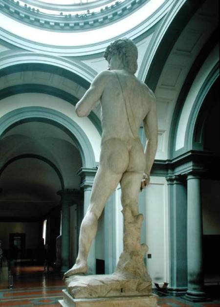 David, view from behind van Michelangelo (Buonarroti)