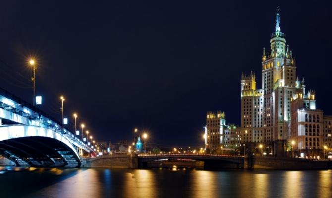 Night city van Mikhail Lavrenov