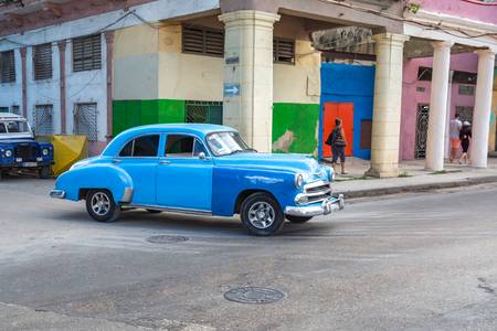 Blue Oldtimer in Havana, Cuba, Street in Havanna, Kuba.