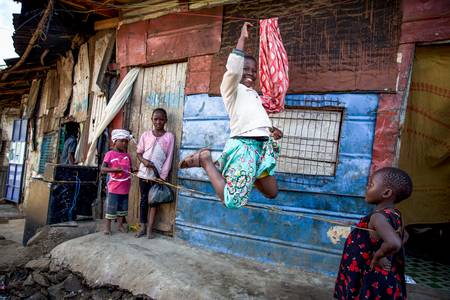 Kinderspiel, Kinder in Nairobi, Kenia, Kenya