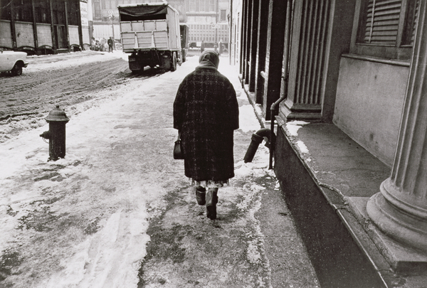 Lady Walking towards Canal Street on a Snowy Street, Untitled 39 van Nat Herz