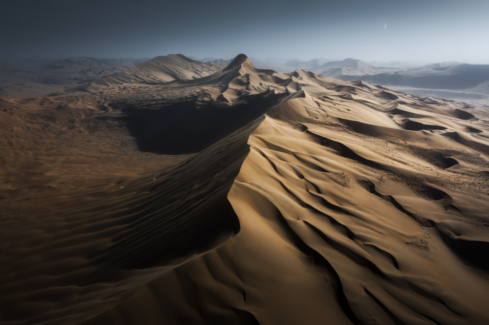 desert mountains van NingYun Ye