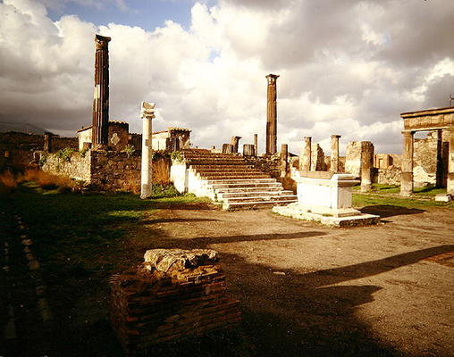 View of the Temple of Apollo (photo) van 