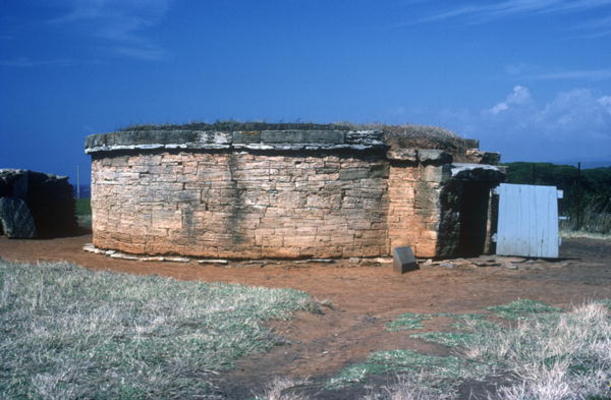 Etruscan Tomb (photo) van 