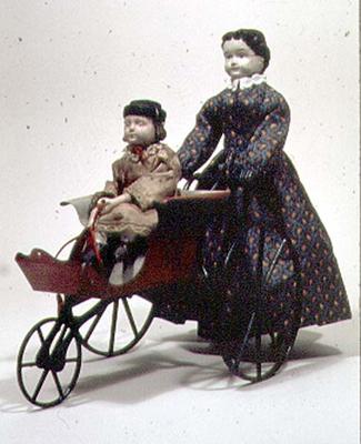 31:Walking doll with carriage van 