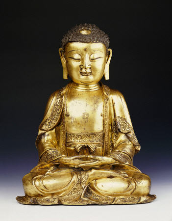 A Fine Ming Gilt-Bronze Buddha van 