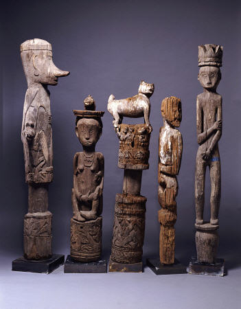 A Group Of Dayak Hampatong Carvings van 