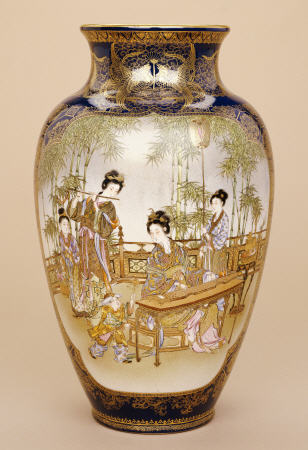 A Large Kinkozan Vase Depicting A Lady Playing A Koto With Ladies And Children Beneath A Wisteria van 