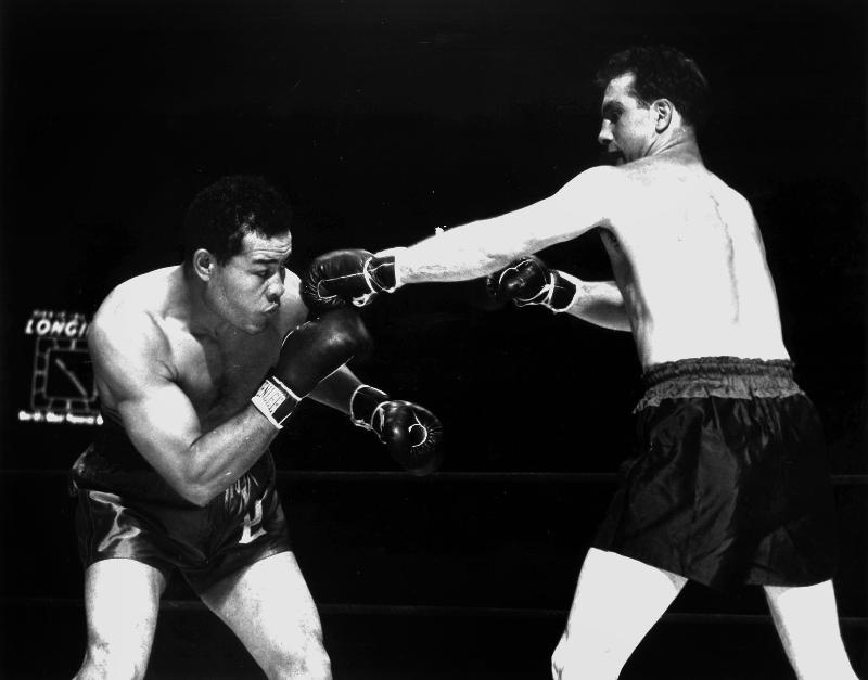 American boxer Joe Louis fighting with Billy Conn van 
