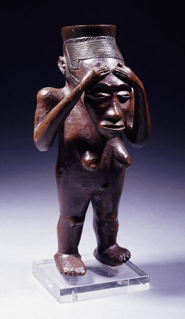 An Unusual Kuba Cup Carved As A Standing Female Figure With Hands Clasping The Forehead van 