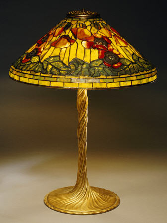 A ''Poppy'' Leaded Glass And Bronze Table Lamp van 
