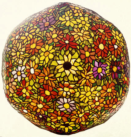 A ''Zinnia'' Leaded Glass, Mosaic Favrile Glass And Bronze Table Lamp van 