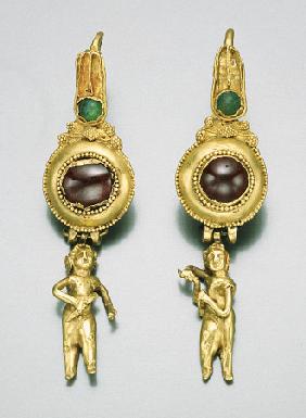 A Pair Of Hellenistic Gold Earrings