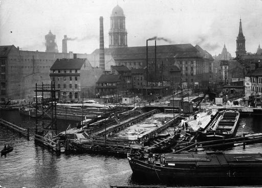 Berlkin, Ueberschwemmung / Foto 1912 van 