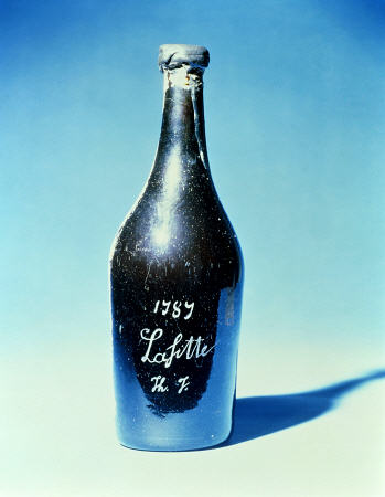 Bottle Of Thomas Jeffersons Chateau Lafitte (Sic) 1787 van 