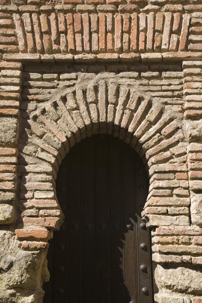 Detail of an arch in the Alcazaba, Malaga, Costa del Sol (photo)  van 