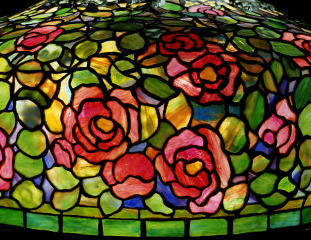 Detail From A Fine Rosebush Leaded Glass And Bronze Table Lamp van 
