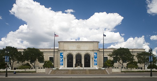 Exterior view of the Detroit Institute of Arts van 