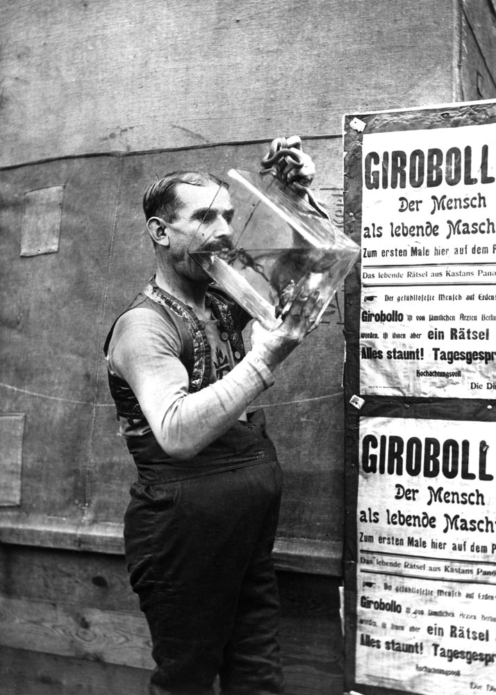 Girobollo trinkt Aquarium aus/1915 van 
