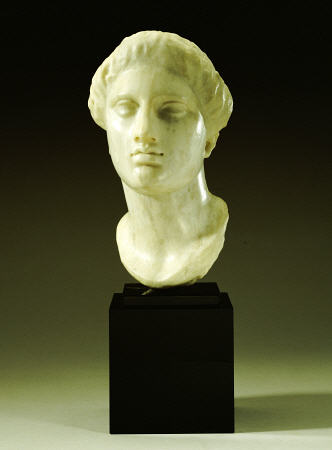Greek Marble Head Of A Woman van 