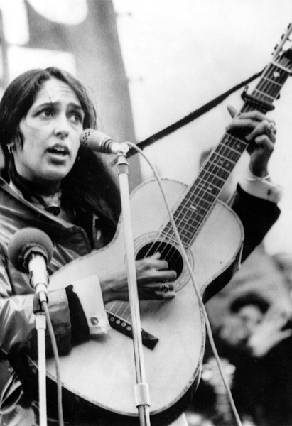 Protest Folk Singer Joan Baez performing van 