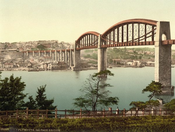 Plymouth, Saltash Bridge van 