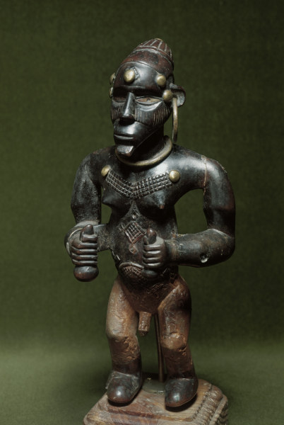 Statuette, Bembe, Rep. Kongo / Holz van 