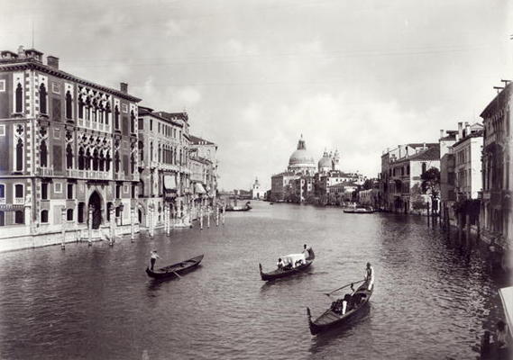 View of the Grand Canal with gondolas (b/w photo) van 