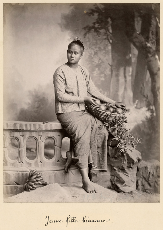 Young Burmese girl, c.1880 (albumen print from a glass negative) (b/w photo)  van 