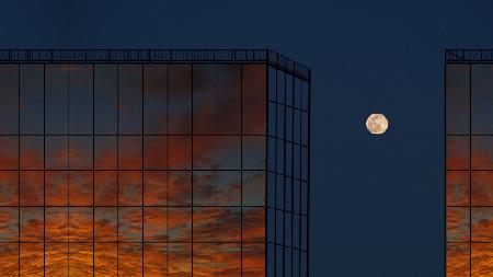 Moonset at sunrise