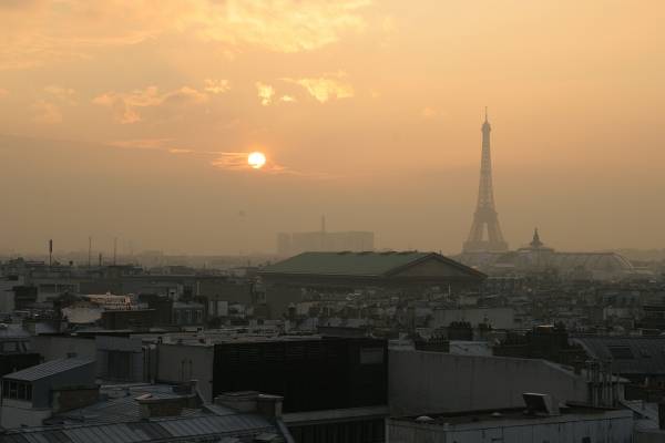 über den Dächern von Paris van 