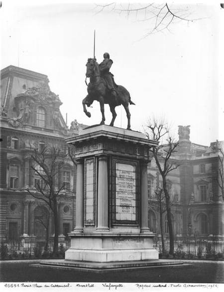 Monument dedicated to General Lafayette (1757-1834) 1899-1907 van Paul Wayland Bartlett
