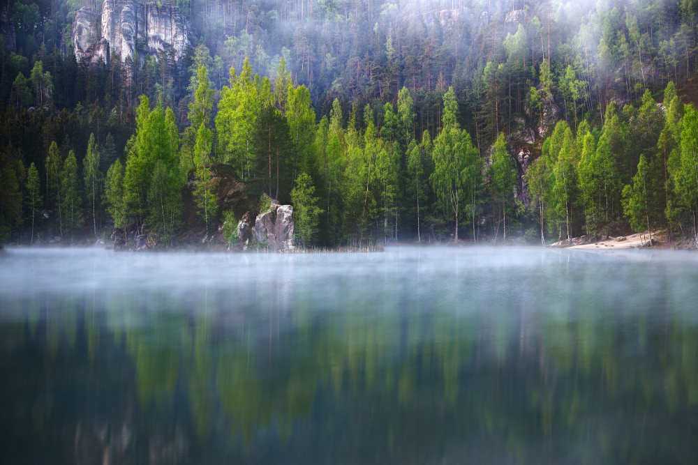 Magical Morning Lake van Petr Poppl