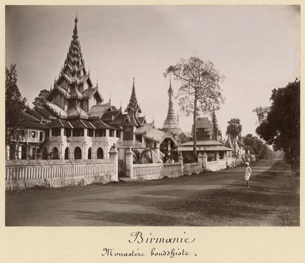 Wayzayanda monastery and pagodas at Moulmein, Burma, c.1890 (albumen print) (b/w photo)  van Philip Adolphe Klier