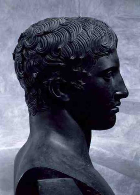 The Athenian Apollo, lateral view van Polykleitos