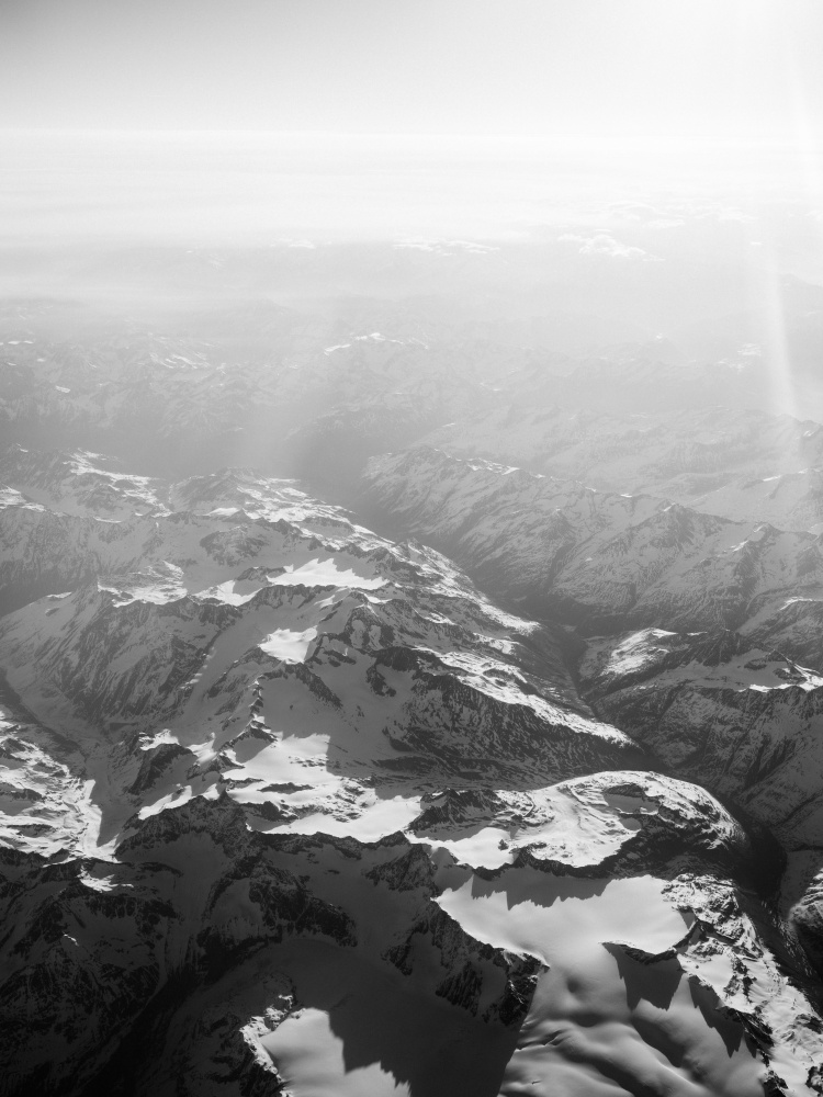 Alps in Black and White van Raisa Zwart
