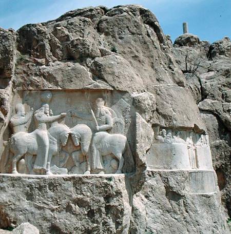 Two bas-reliefs, the left with the investiture of Bahram I (r.273-74) and the right showing Bahram I van Sasanian