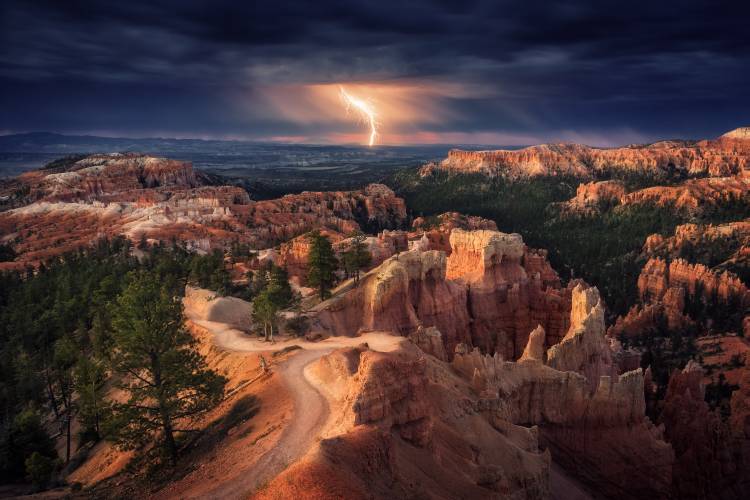 Lightning over Bryce Canyon van Stefan Mitterwallner
