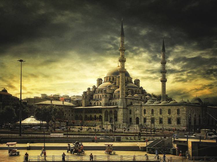 Istanbul van Tais