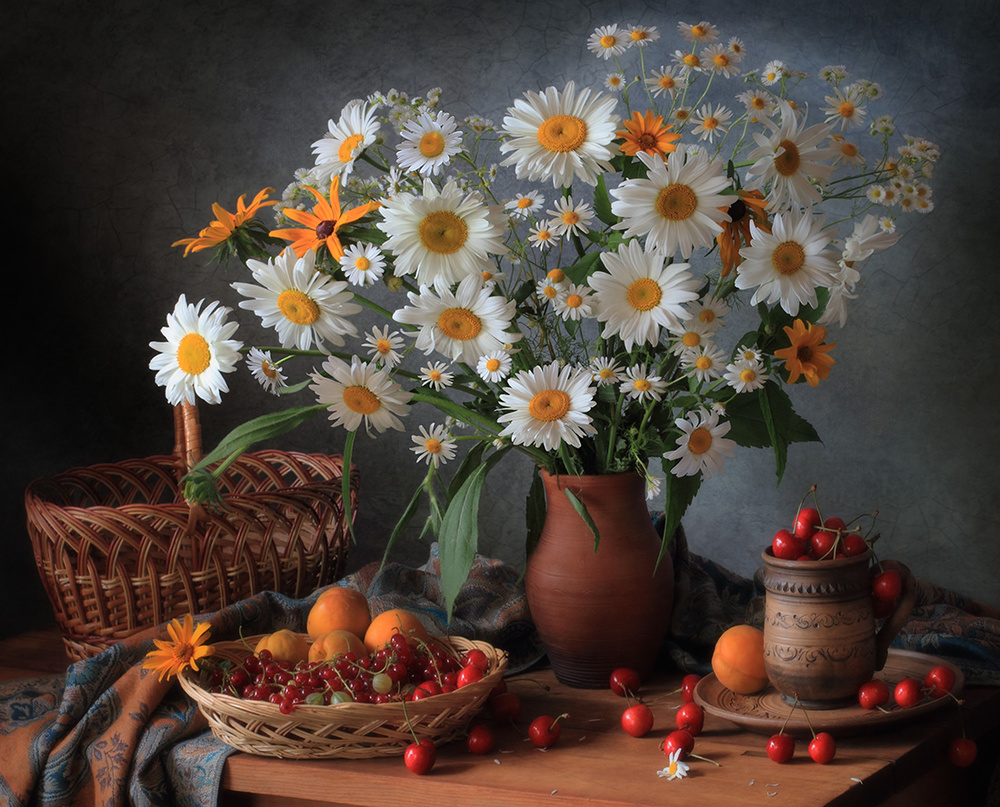 Still life with a bouquet of daisies van Tatyana Skorokhod (Татьяна