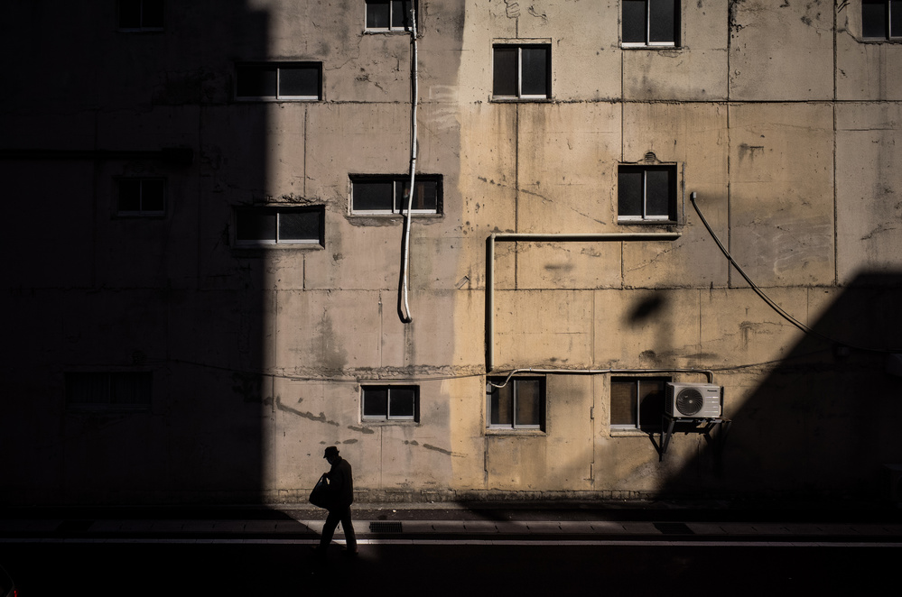 Backstreet shadows van Tetsuya Hashimoto